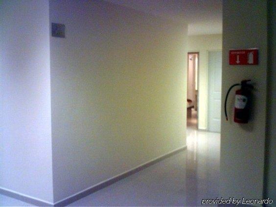Hotel 402 Монтеррей Экстерьер фото